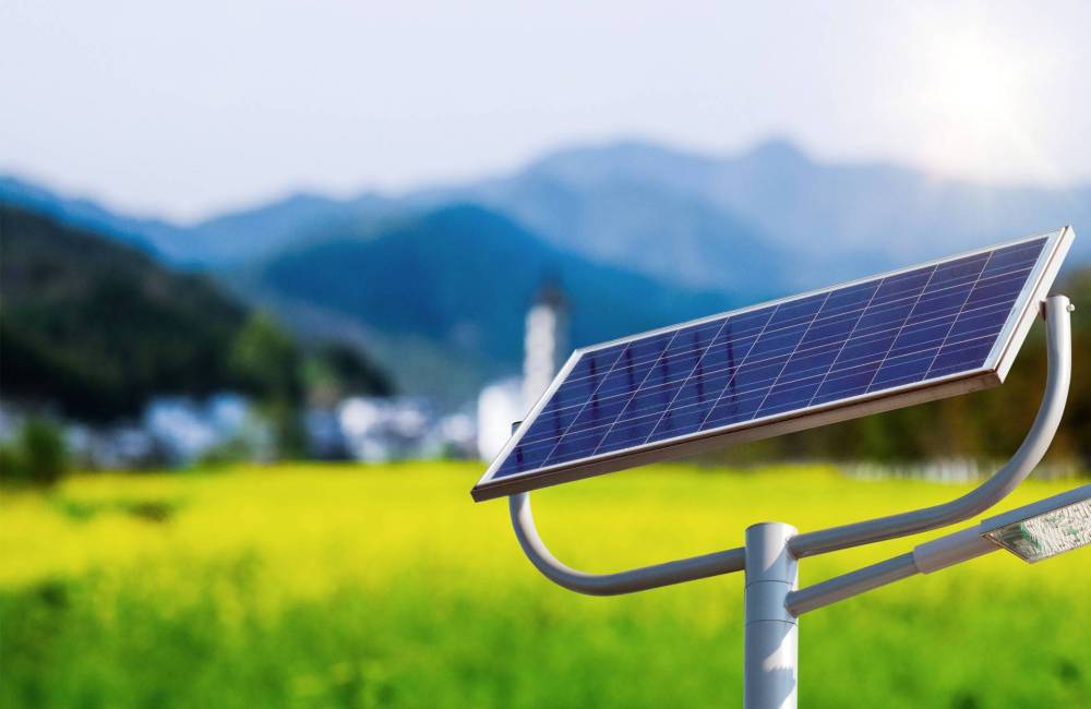 チェコ 自家消費型太陽光発電システム導入量が70%急増、しかしボトルネックに遭遇か?