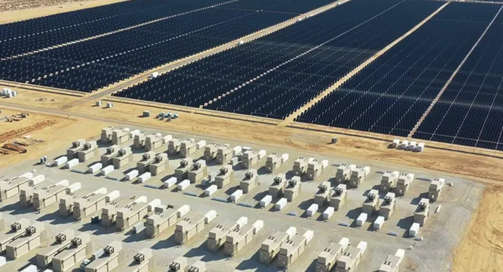 アメリカ最大の太陽光蓄電プロジェクトが稼働開始