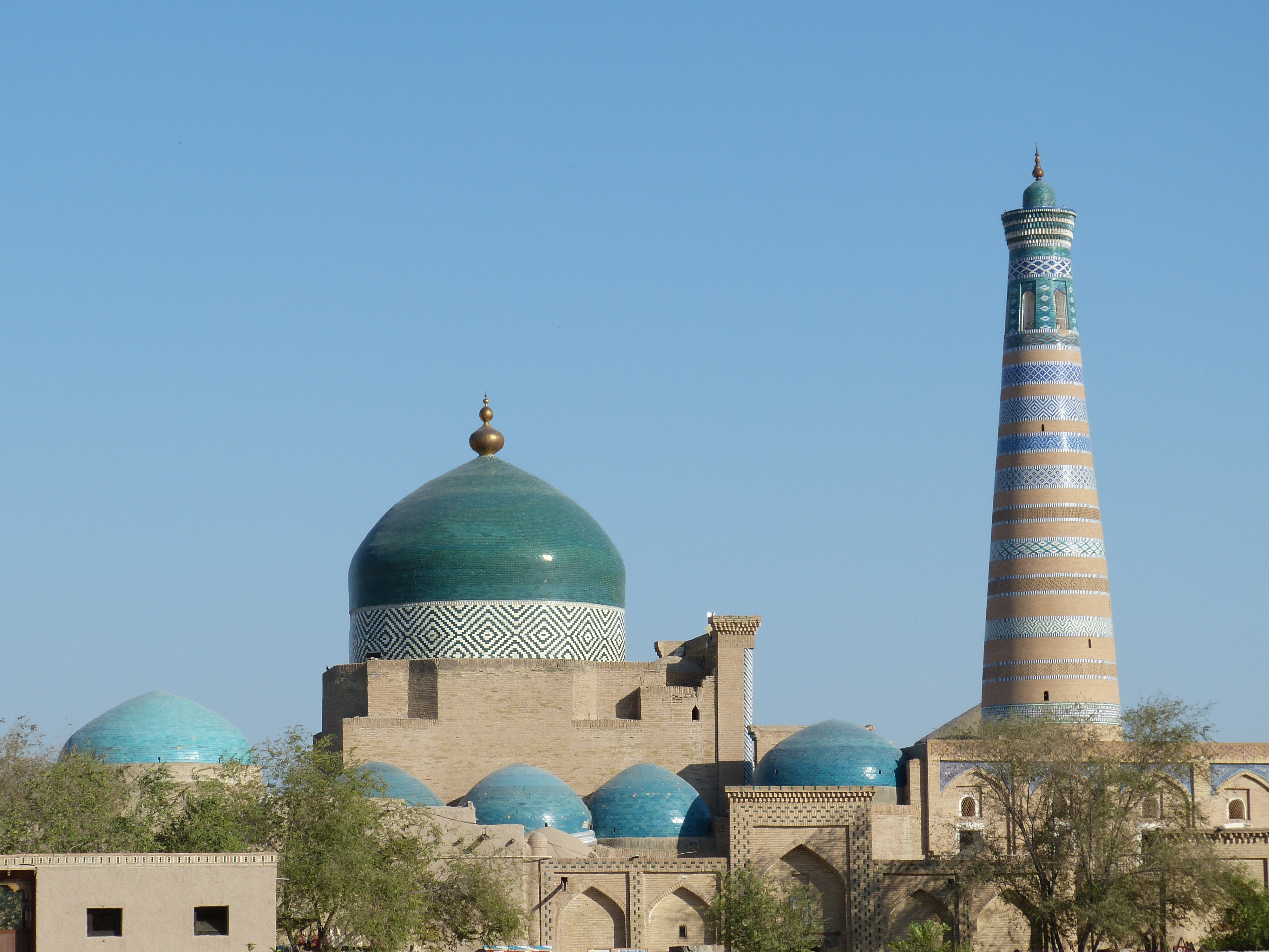合計900MW！マスダールはウズベキスタンの主要な入札を1.791セント/ kWhの最低価格で一掃