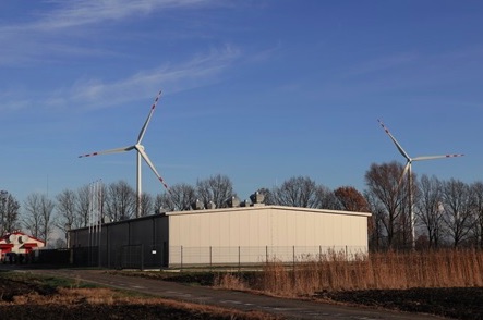 ポーランド：日本のスマートグリッドプロジェクト、バッテリーを風力発電の統合について実験