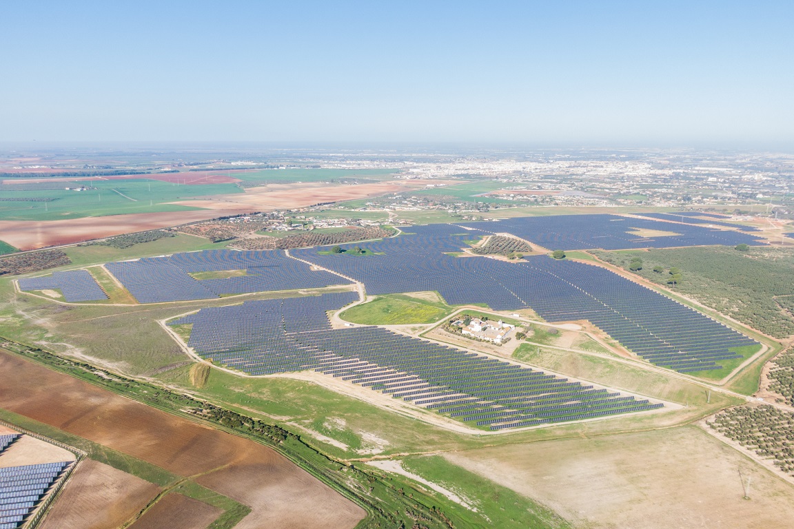 2020年の設置が2.8GWpに達するにつれて、PPAsがスペインで地上設置型太陽光発電の導入を推進