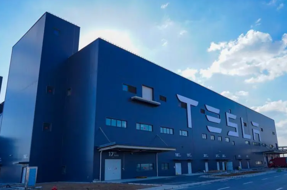 上海におけるテスラの蓄電池スーパーファクトリー建設が許可を取得！