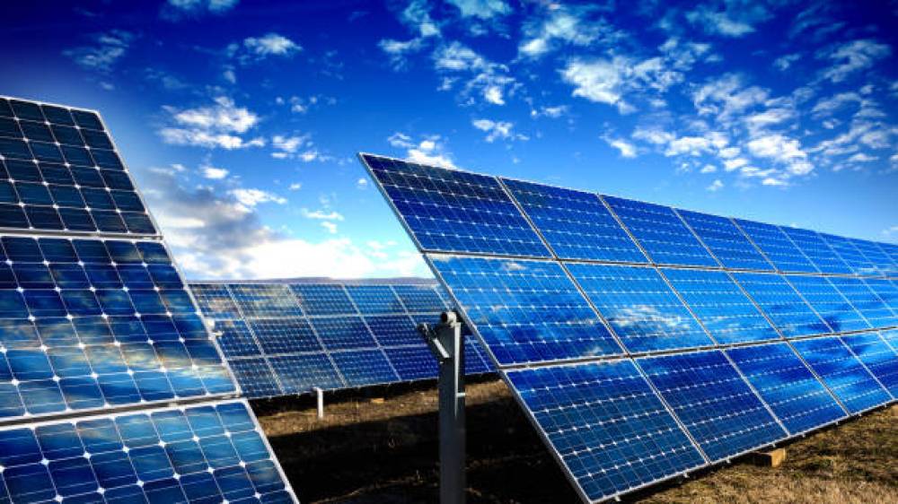 2390億ドル！ 世界の太陽光発電への投資額が記録を更新